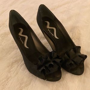 Niña Ruffled Satin Black Peep Toe Heels